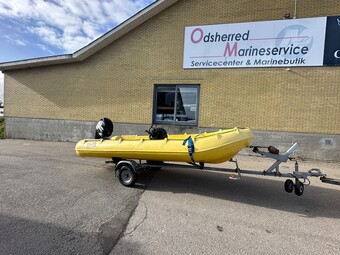 Whaly 435 med Mercury 25 EFI – Robust arbejdsbåd inkl. ophalervogn