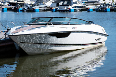 Flipper 670 DC med Mercury 225 hk Verado