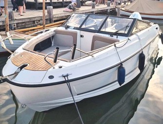 Quicksilver 755 Bowrider - Mercury 300 hk Verado 8Cyl.