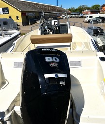 Quicksilver 505 Open – Næsten ny, kun 32,6 timer på vandet!