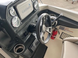 Quicksilver 555 CABIN Mercury 80 ELPT 